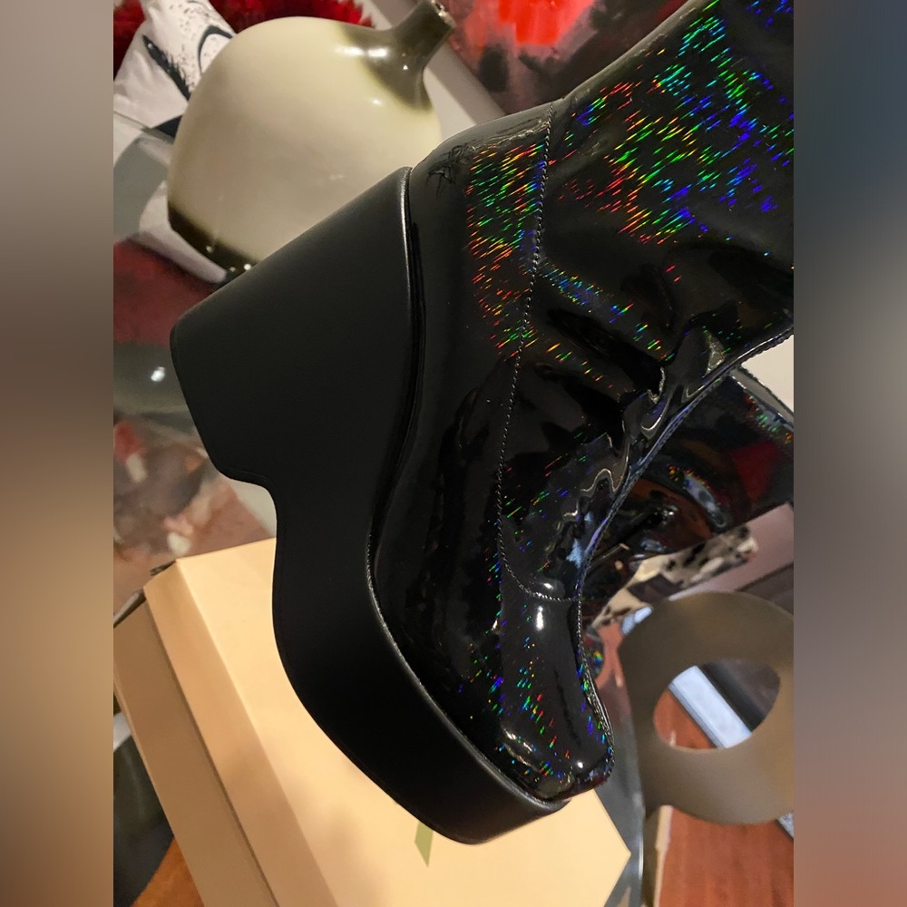 NWT Women’s Black iridescent Wedge Platform Boots - Picture 3 of 7
